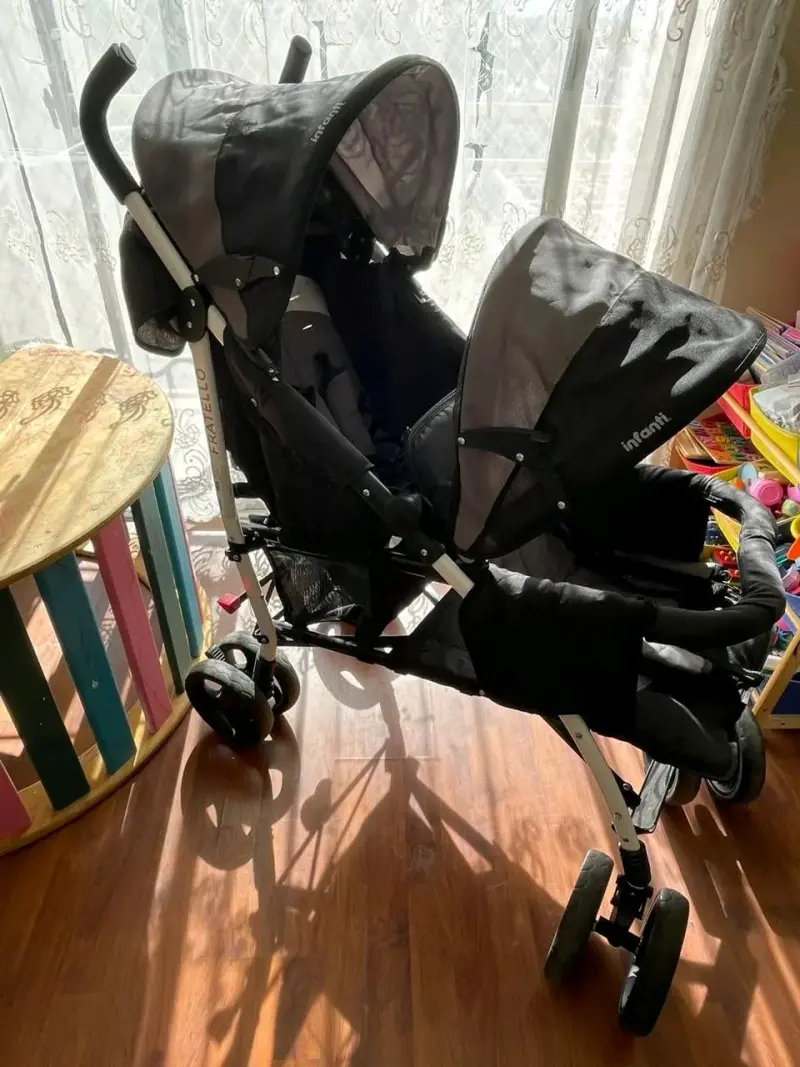 Coche doble de bebé Infanti plegable con freno - 6