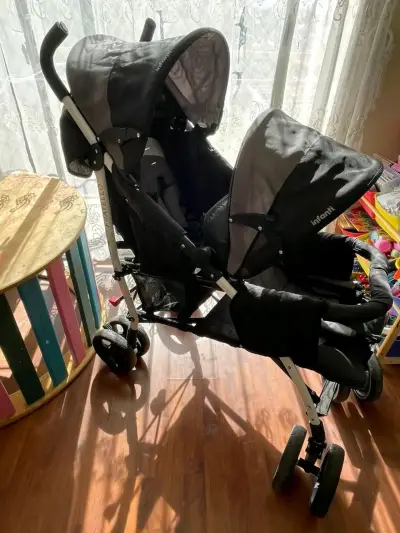 Coche doble de bebé Infanti plegable con freno - miniatura 6