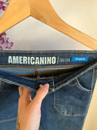 Jeans acampanados Americanino talla 38/28 - miniatura 1