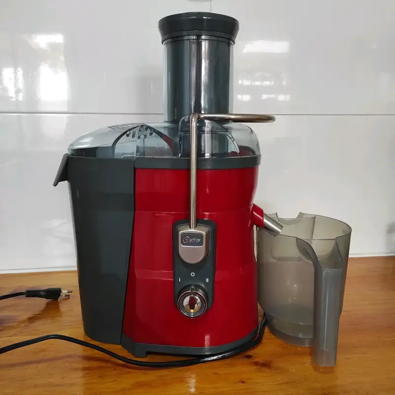 Extractor de Jugos Oster Rojo 600W - 3