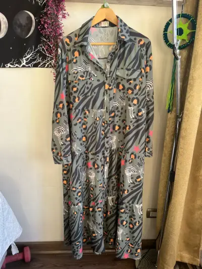 Vestido largo estampado animal print - miniatura 1