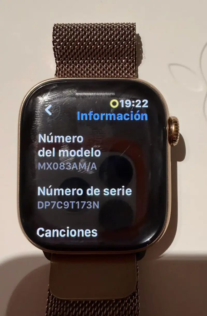 Apple Watch Series 10 GPS + Cellular - 5