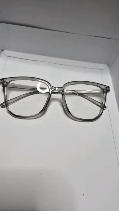 Gafas de Lectura Transparentes Modernas - miniatura 1