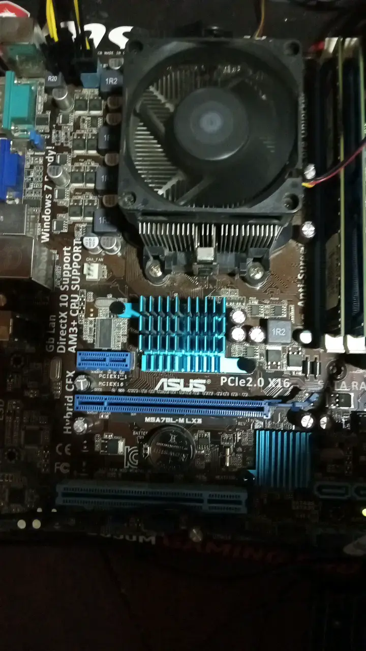 Placa Madre Asus M5A78L-M LX3 AM3+ - 1