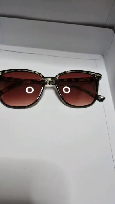 Gafas de Sol con Lentes Degradados - miniatura 1