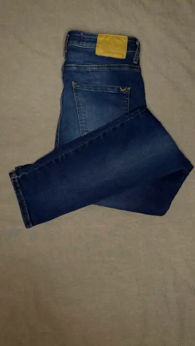 Jeans azul oscuro para mujer - miniatura 3