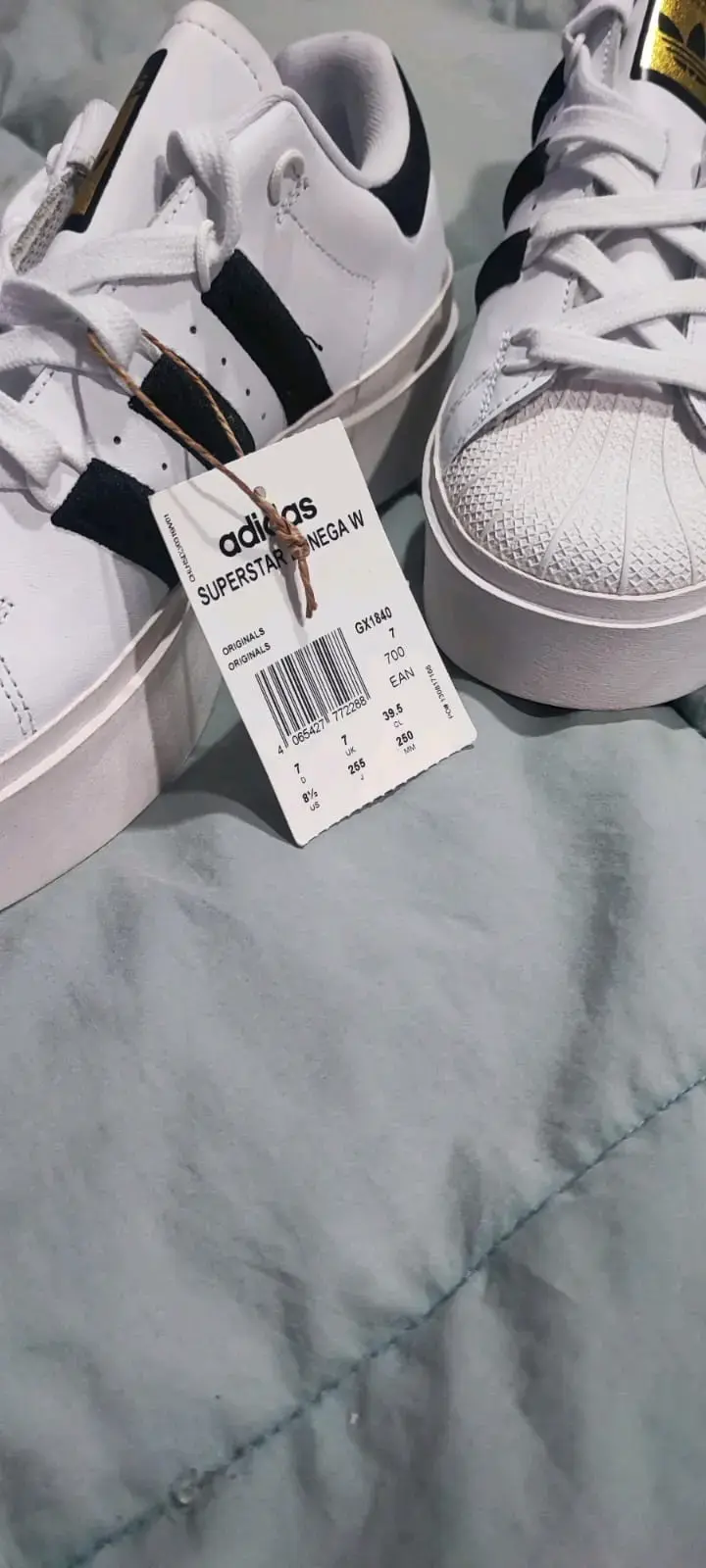 Zapatillas Adidas Superstar blancas y negr - 2