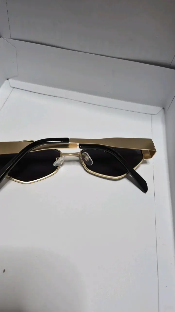 Gafas de Sol Unisex Estilo Retro Doradas - 2
