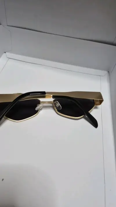 Gafas de Sol Unisex Estilo Retro Doradas - miniatura 2