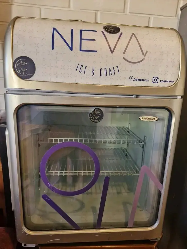 Vitrina refrigerada - 1