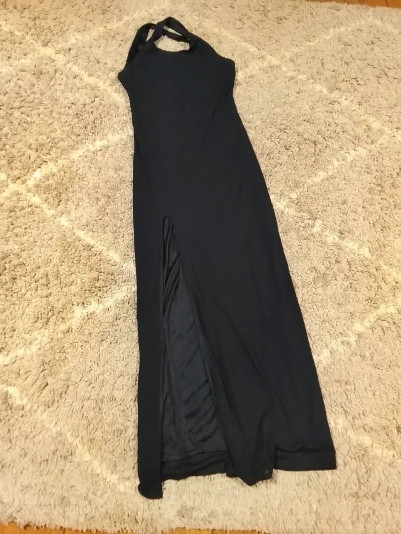Vestido largo negro con lentejuelas elegante - 2
