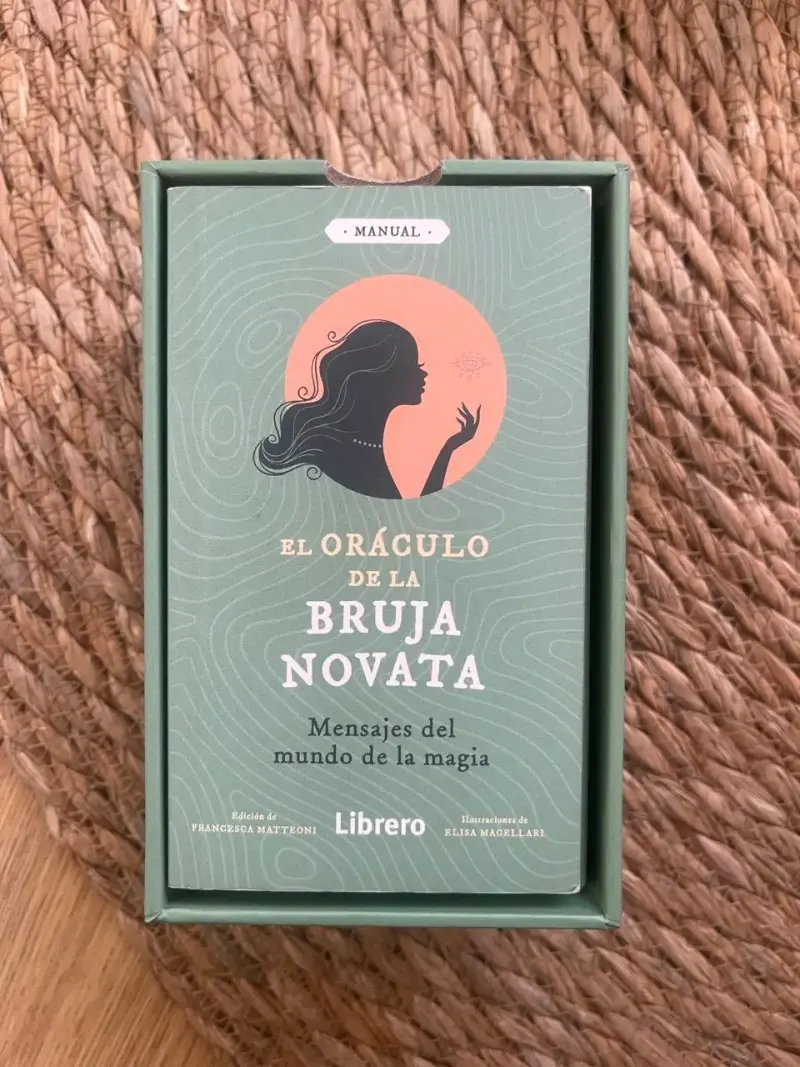 El Oráculo de la Bruja Novata con Manual y Cartas - 2