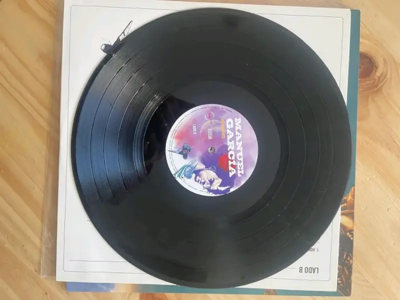 Vinilo Manuel García Acuario en buen estado - 6