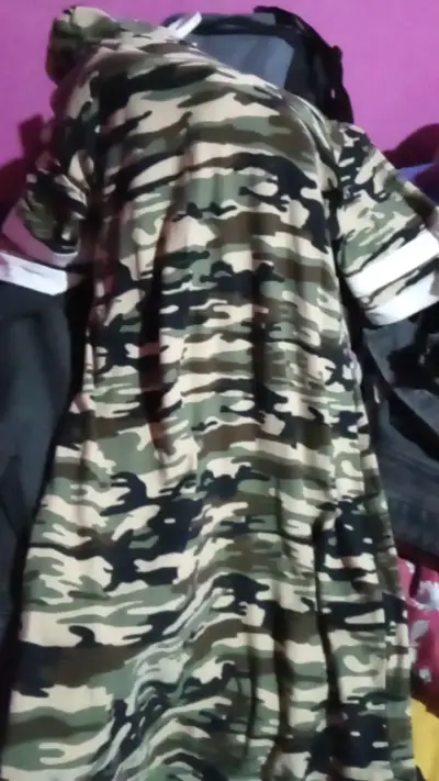 Vestido camuflado  Ultra Flirt - miniatura 1