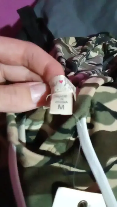 Vestido camuflado  Ultra Flirt - miniatura 3