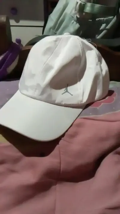 Gorra blanca - miniatura 1