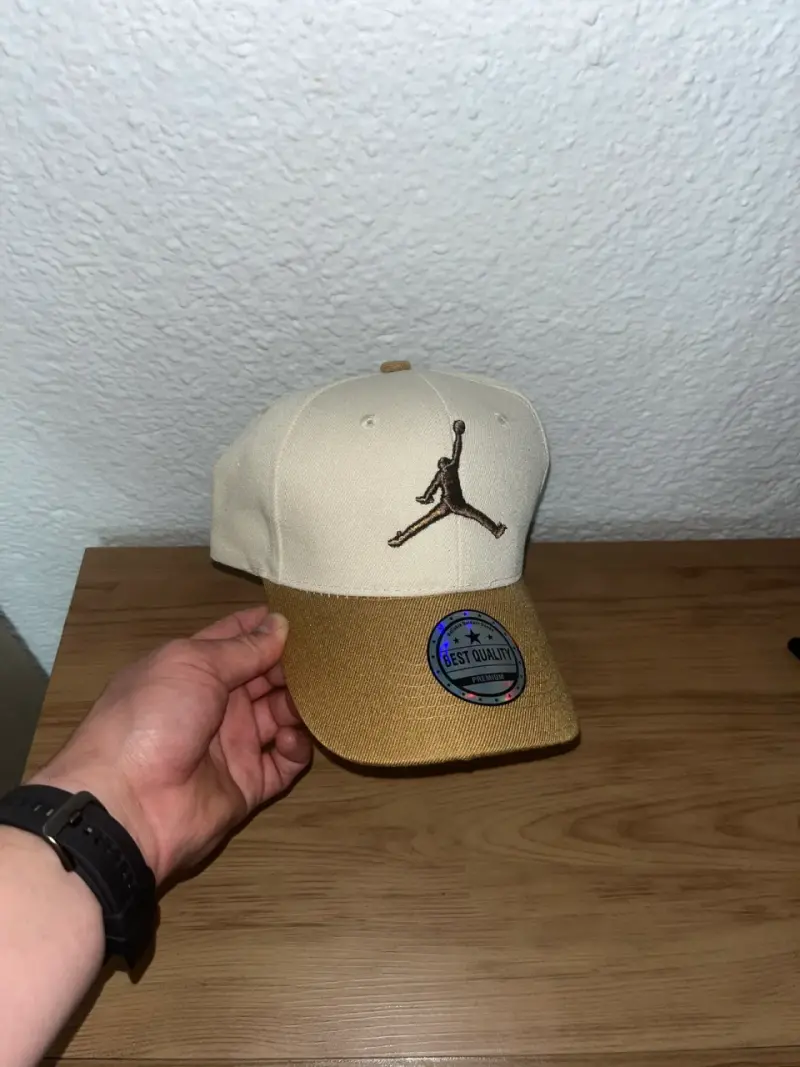 Gorra con visera curva - 5