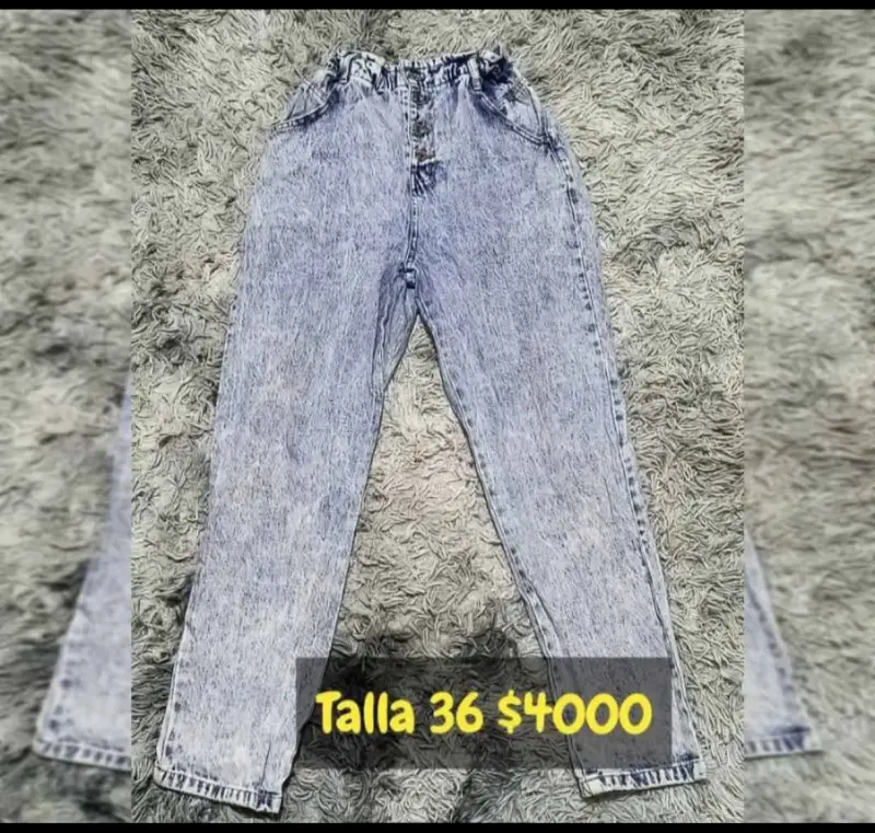 Jeans de mezclilla talla 36 en buen estado