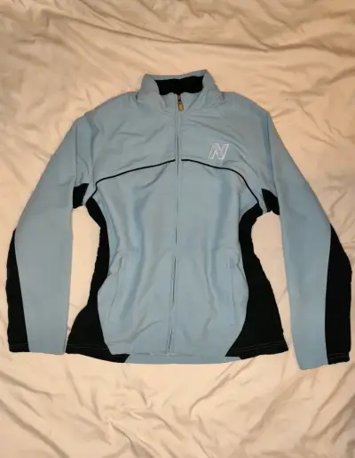 Cortaviento New Balance Retro Talla M – Excelente - miniatura 2