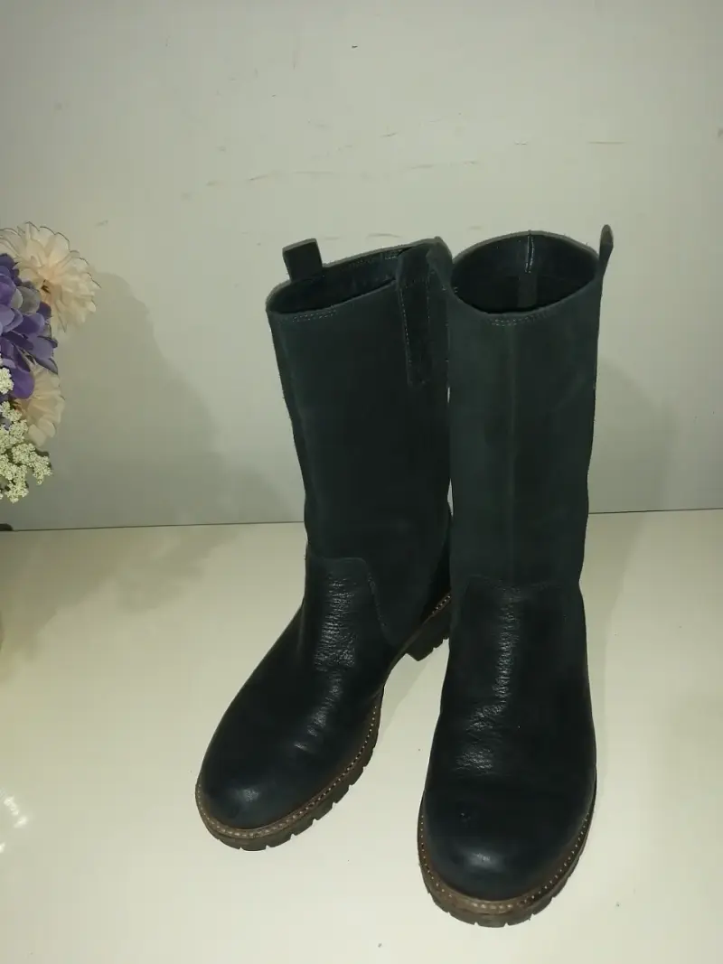 Botas originales y en buen estado. - 4