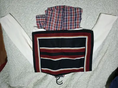 Traje de huaso chileno con poncho y chaqueta - miniatura 1