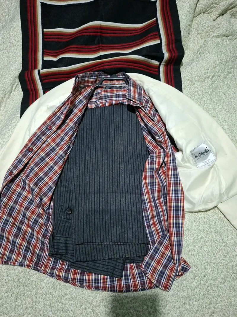 Traje de huaso chileno con poncho y chaqueta - 3