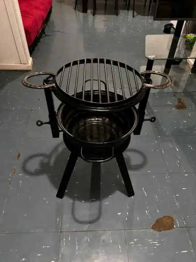 Parrilla de hierro con diseño de herradura - miniatura 3