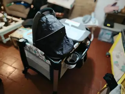 Cuna corral para bebé con cambiador y toldo - miniatura 6