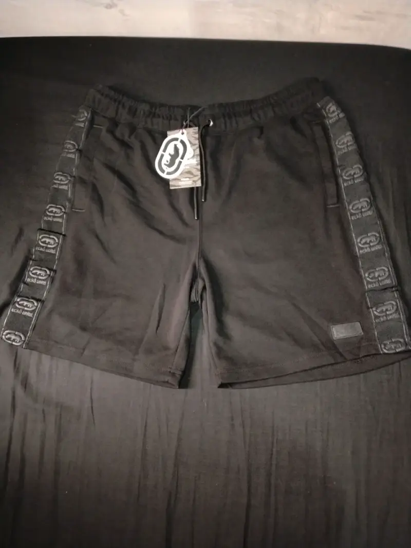 Shorts deportivos negros Ecko Unltd - 1