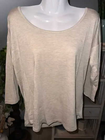 Polera Beige Manga 3/4 Umbrale Mujer - miniatura 1