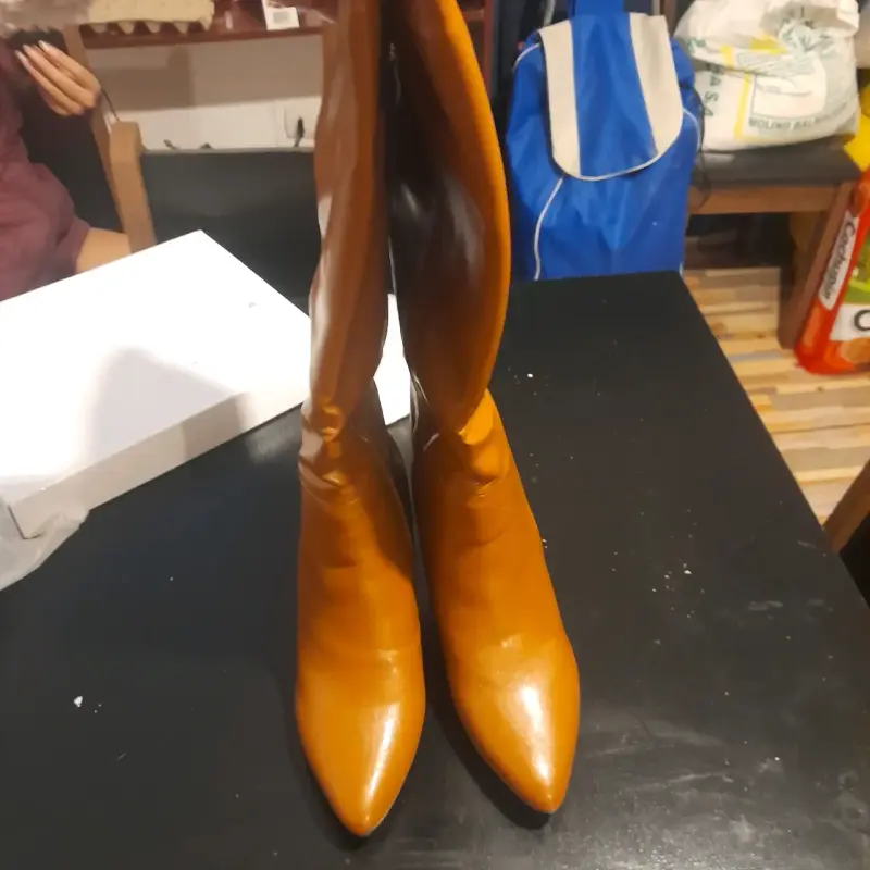 Botas de cuero marrón para mujer - 1