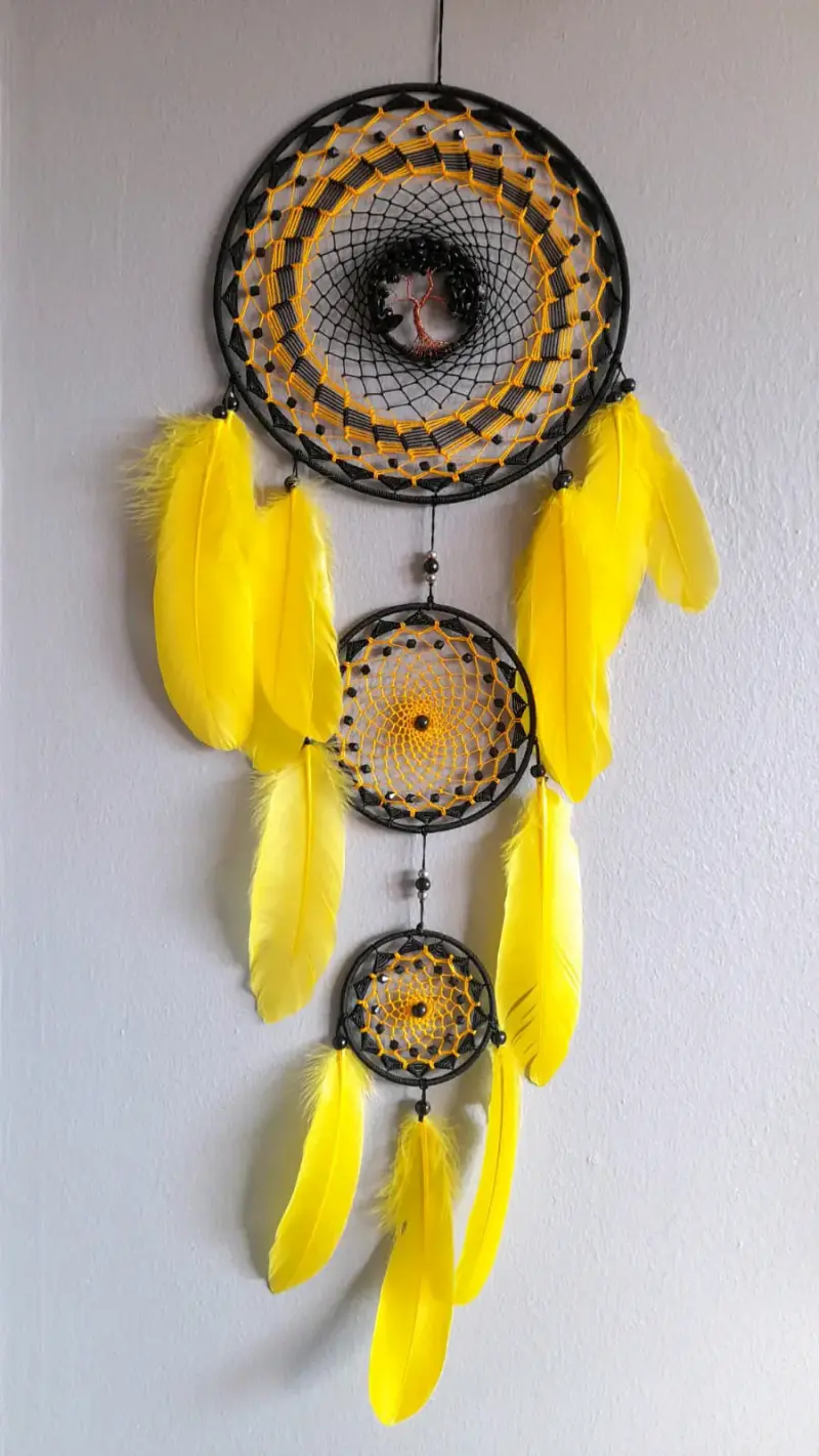 Atrapasueños decorativo con plumas y árbol de la vida - 6