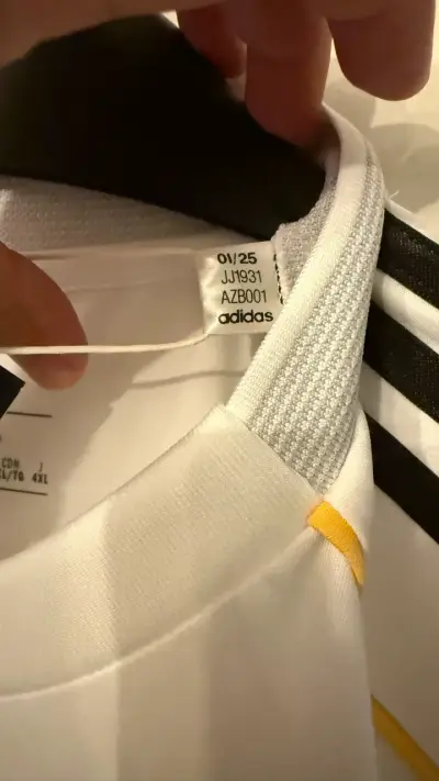 Camiseta Real Madrid Adidas XL temp. 25/26 - miniatura 3