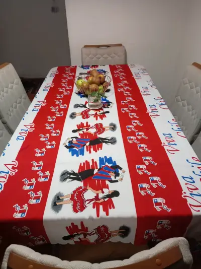 Mantel de Fiestas Patrias con diseño chileno - miniatura 1