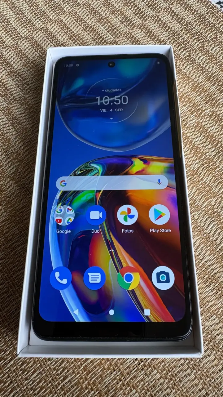 Smartphone Motorola Moto E32 4GB RAM - 1