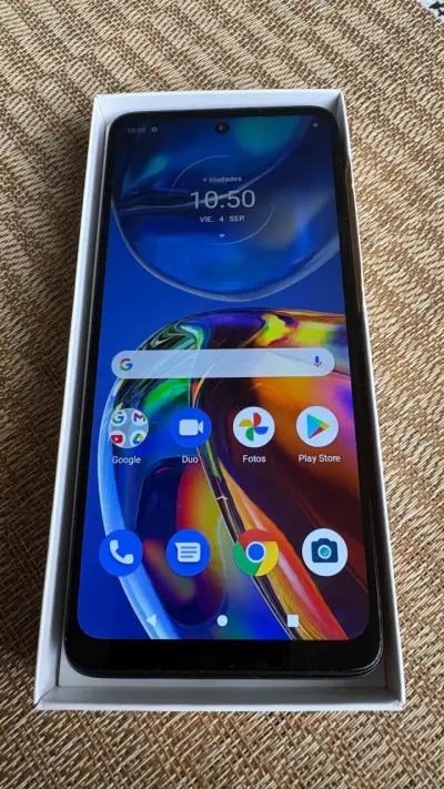 Smartphone Motorola Moto E32 4GB RAM - miniatura 1