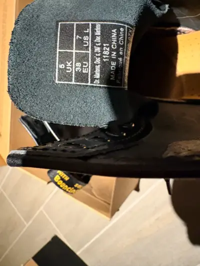 Dr. Martens clásicas38 - miniatura 3
