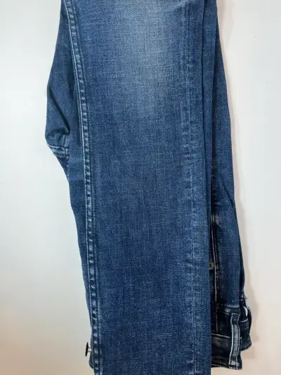 Jeans de mezclilla azul Guess para hombre - miniatura 2