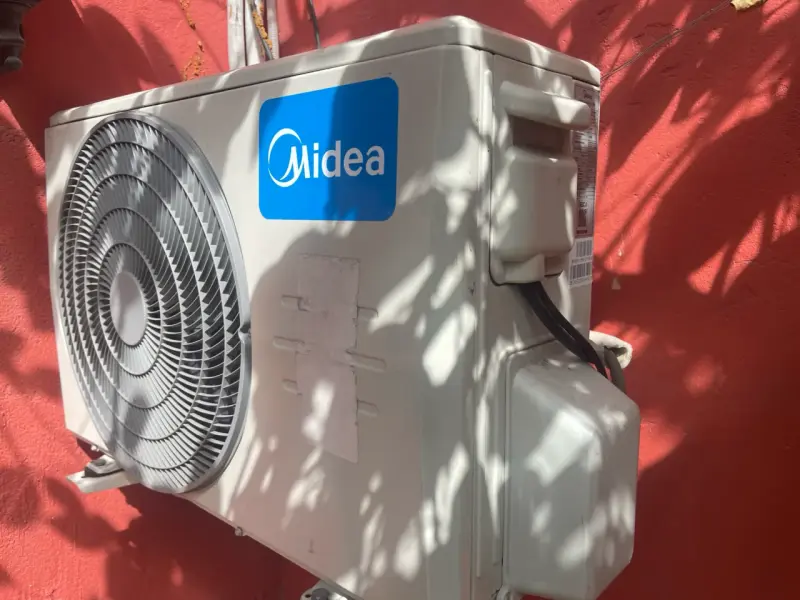 Aire acondicionado Midea tipo split 12000 BTU - 3
