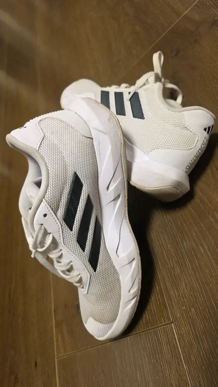 Zapatillas de entrenamiento adidas Amplimove Train - 5
