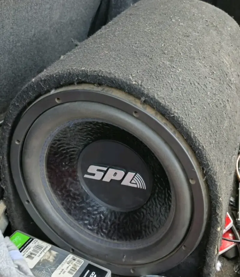 Subwoofer SPL con Amplificador B52 500W - 1