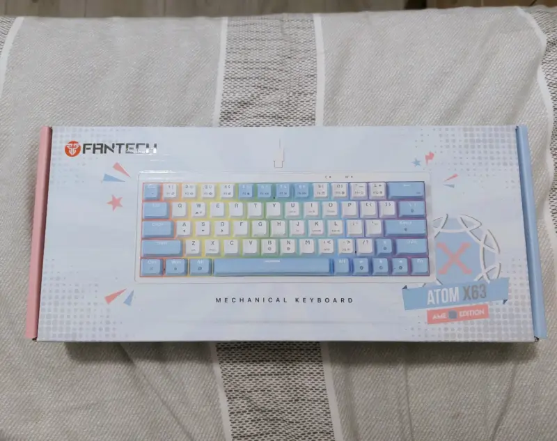 Teclado Mecánico Fantech Atom X63 RGB