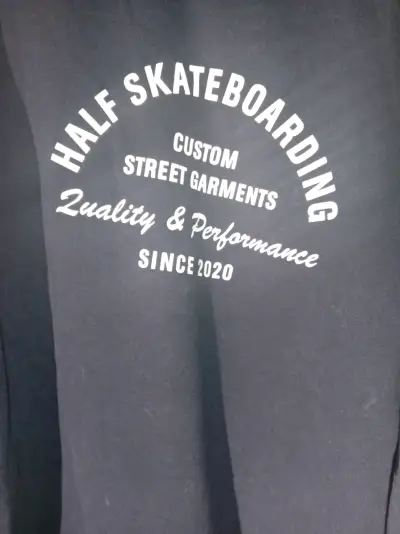Polerón negro Half Skateboarding con capucha - miniatura 2