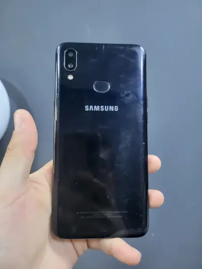 Samsung Galaxy A10s en buen estado - miniatura 1