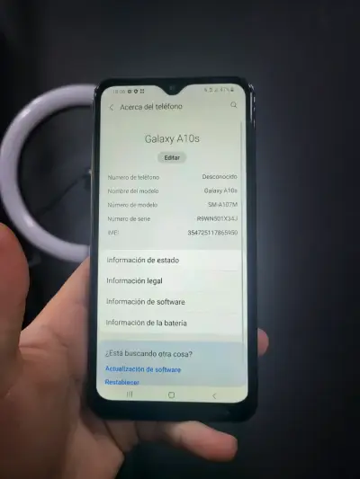 Samsung Galaxy A10s en buen estado - miniatura 5