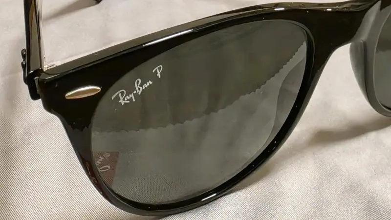 Ray-Ban New Wayfarer Polarizados RB2132 - 2