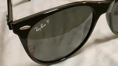Ray-Ban New Wayfarer Polarizados RB2132 - miniatura 2