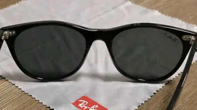 Ray-Ban New Wayfarer Polarizados RB2132 - miniatura 4