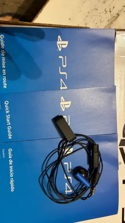 Consola PS4 con juegos y accesorios - miniatura 4