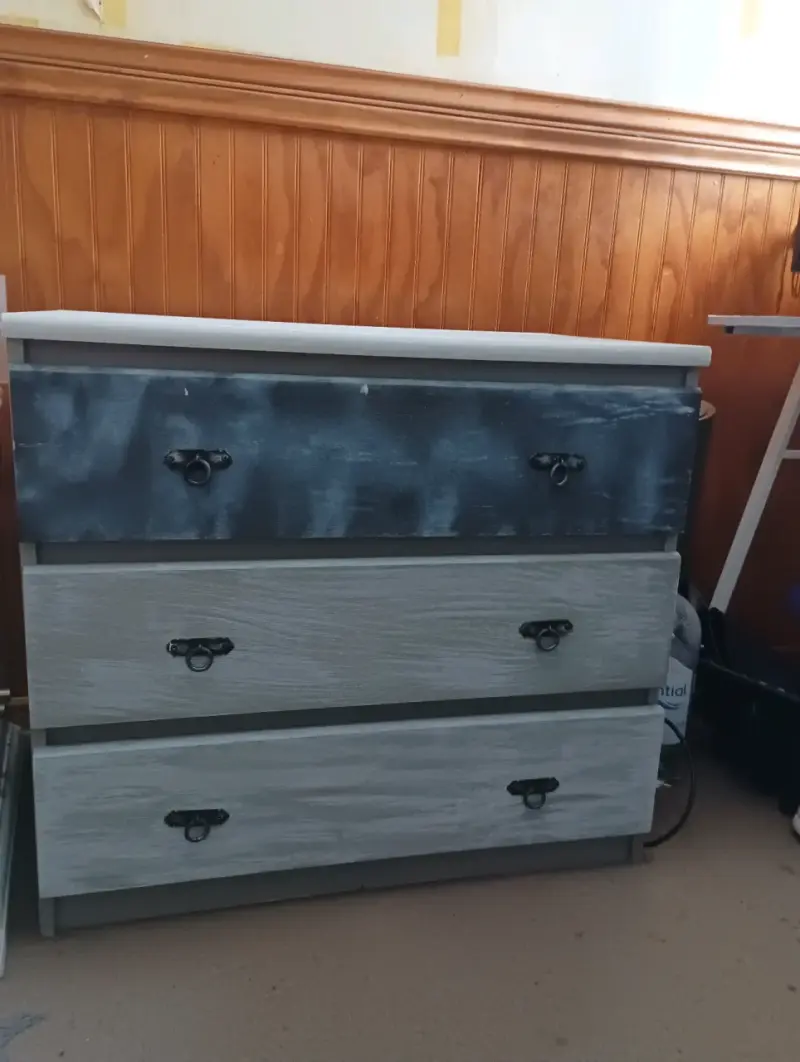 Cómoda de Madera con Tres Cajones Estilo Vintage - 3